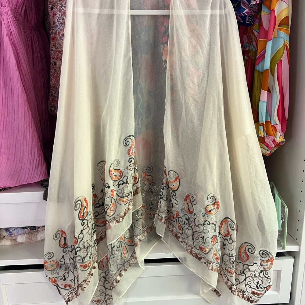 Embroidered Sheer Cream Kimono